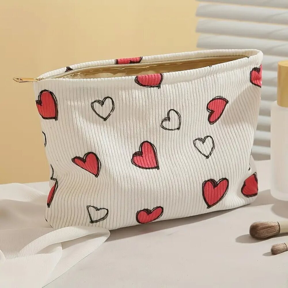 Red Heart Pattern Makeup Bag - Picture 5 of 5